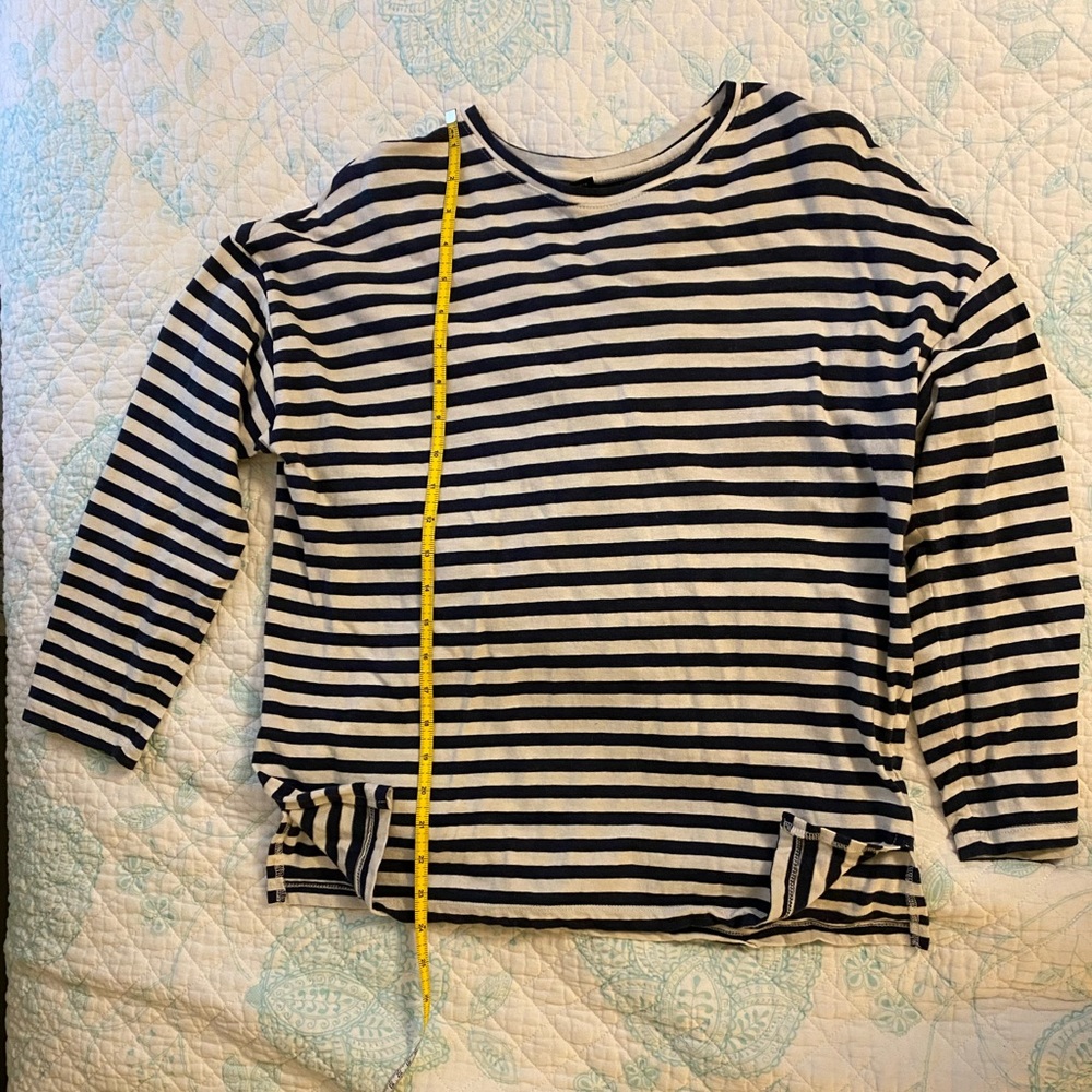 Blue white striped shirt w side vents.  From Korea